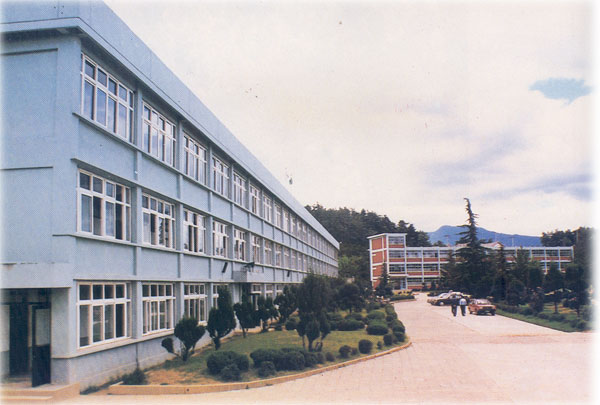교사전경